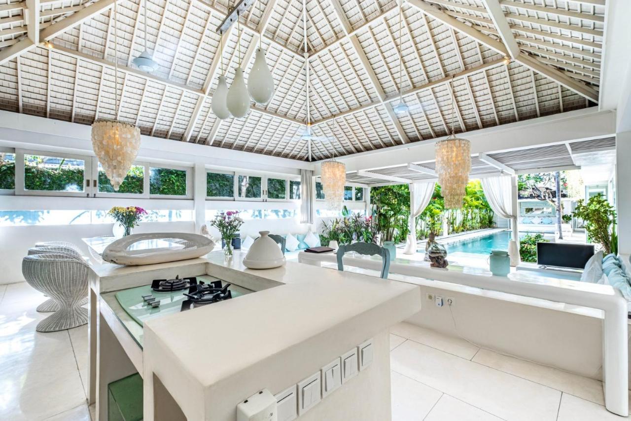 Villa Puro Blanco Кута Екстериор снимка